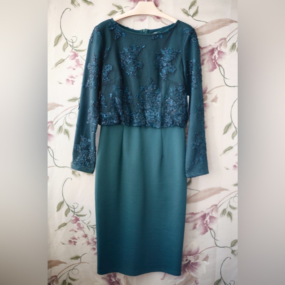 Elegant Teal Midi Dress